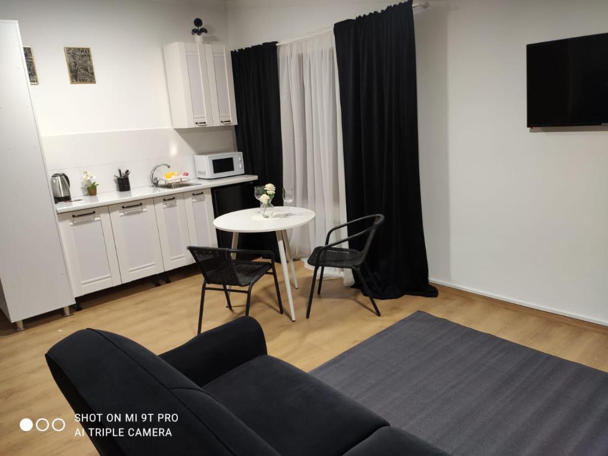 Studio In The Center City Kischinau Exterior foto